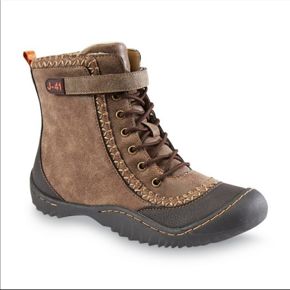 Jeep J-41 hiking shoes never worn 7.5